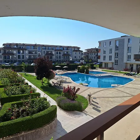 Comfort Brisas Apartamento *